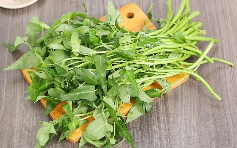 an rau muong co tot khong