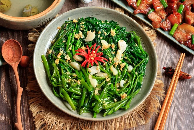 an rau muong co tot khong