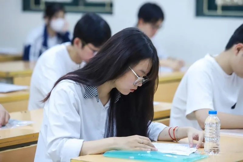 khoi b gom nhung mon nao
